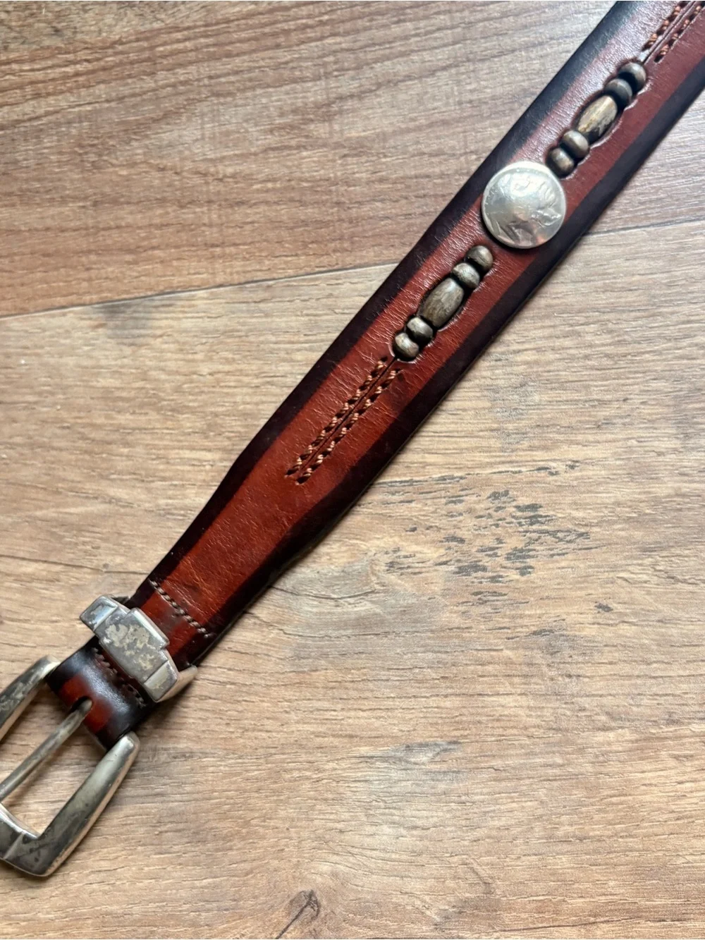 Brighton Leather Vintage Belt Women’s Small/Medium Native American Buffalo Bead